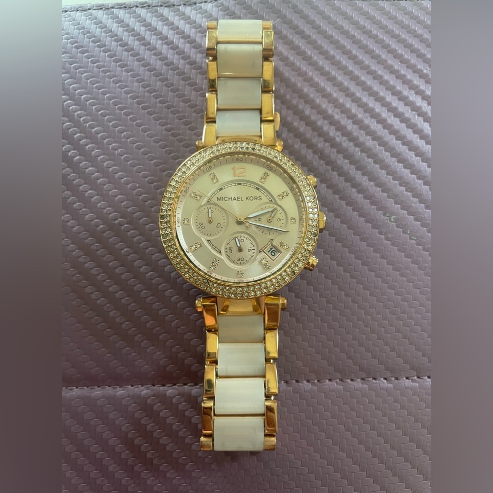Michael Kors Women’s Chronograph Parker Watch